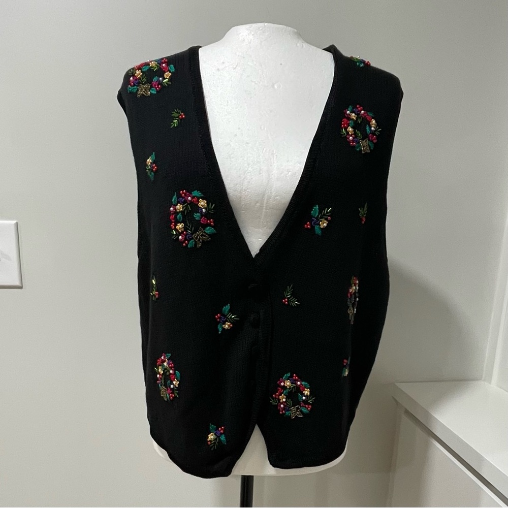 Vintage Donnkenny Ugly Christmas Holiday Sweater Vest Wreaths Grandma Cottage